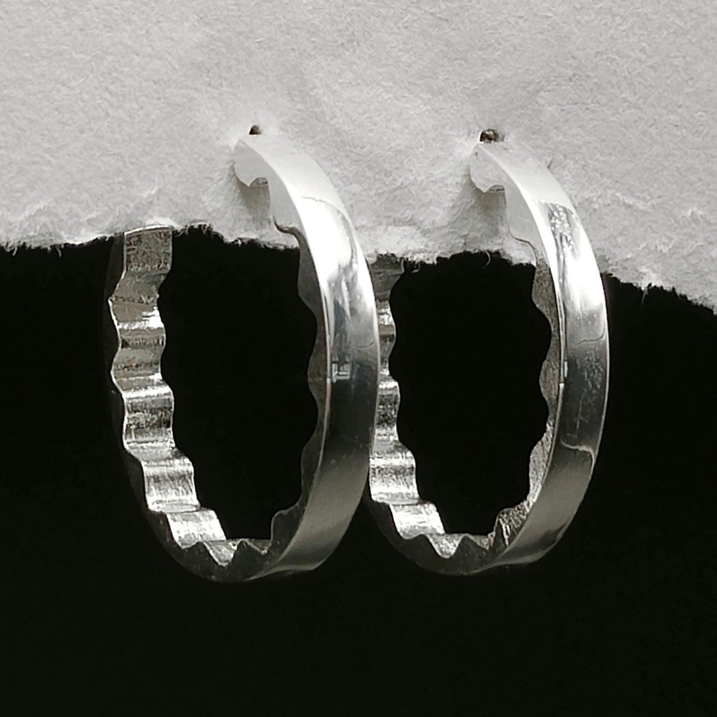KACHKACH HOOP EARRINGS