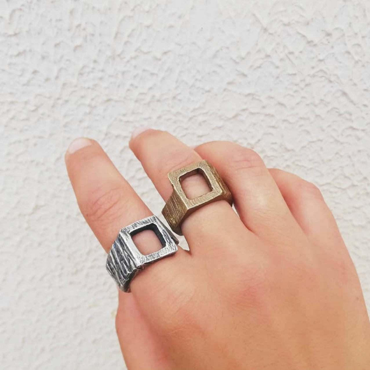 WINDOW SILVER RING