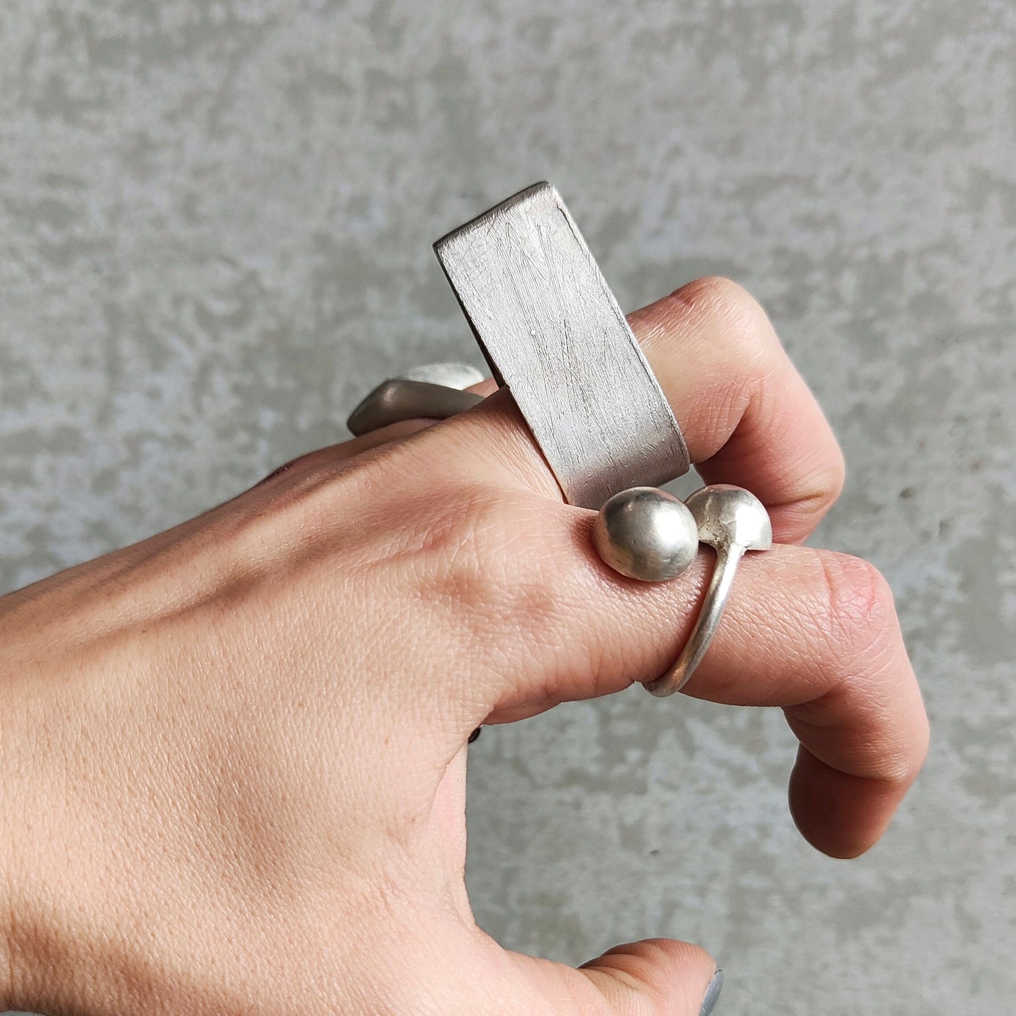 WRECKING BALL SILVER RING