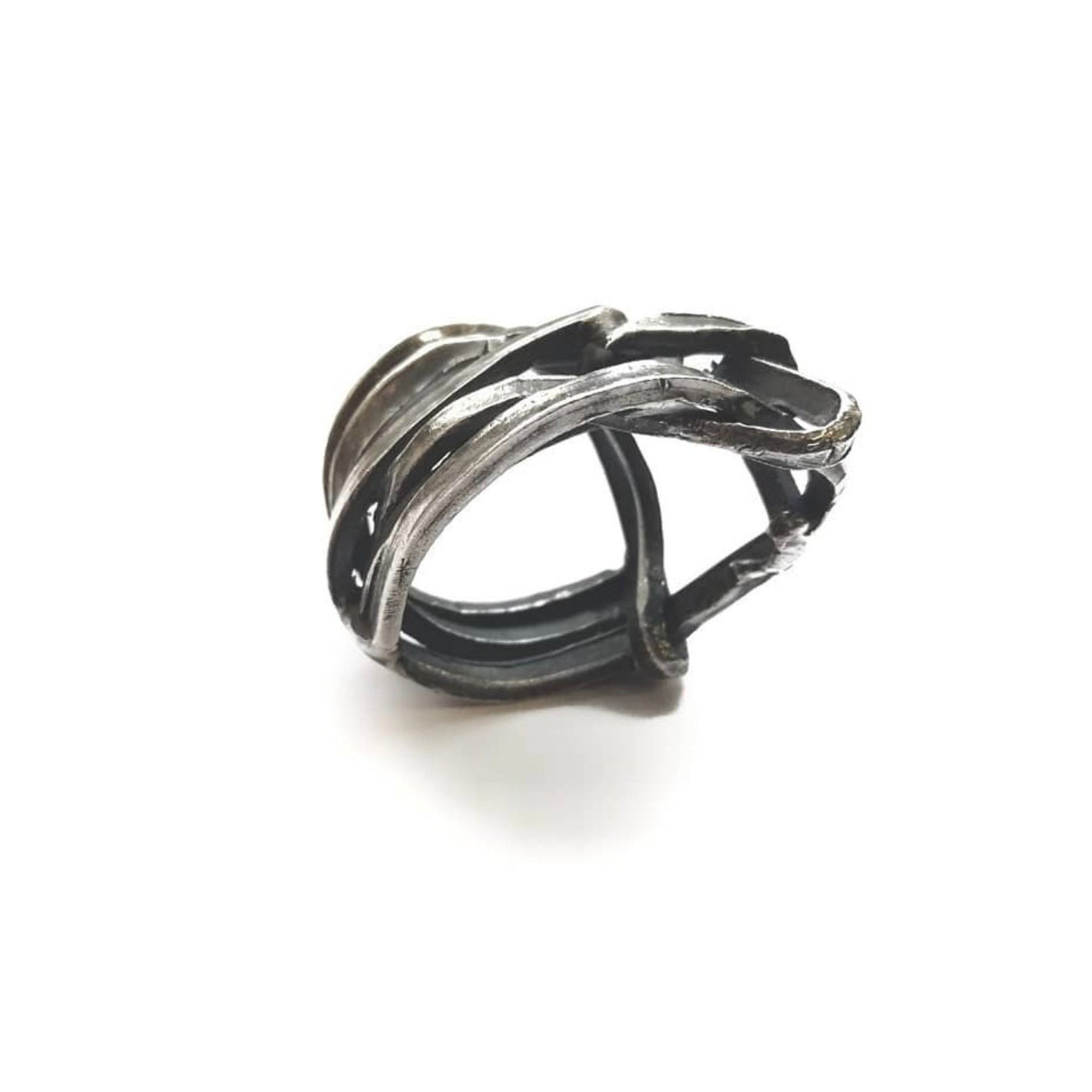 TANGLED SILVER RING