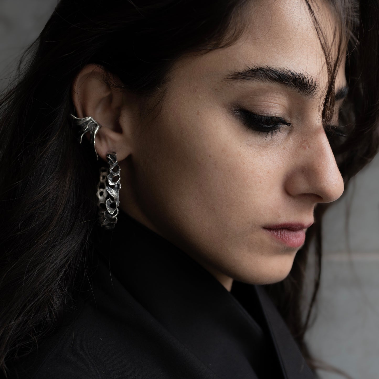 SYRIACA SILVER EAR-CUFF (right ear)