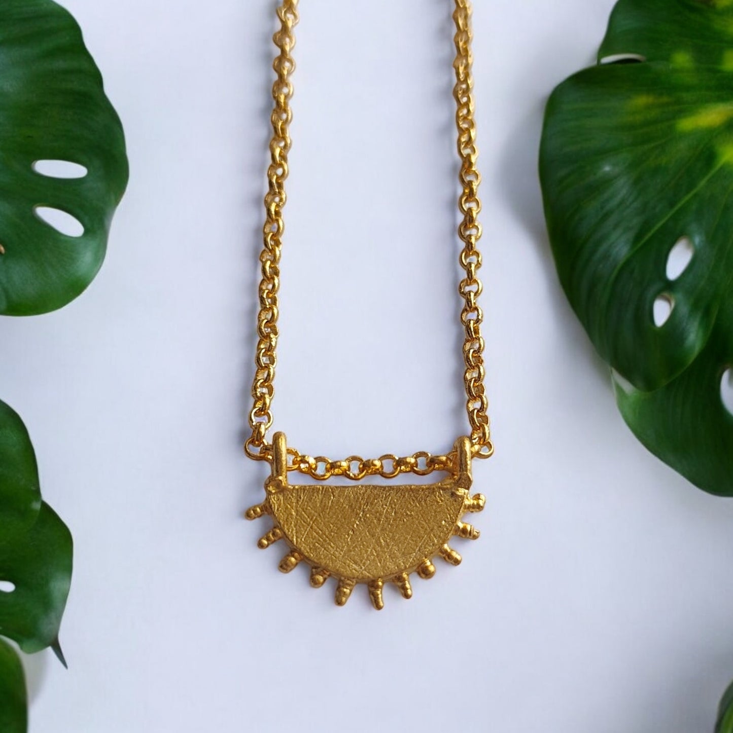 SUN SILVER NECKLACE
