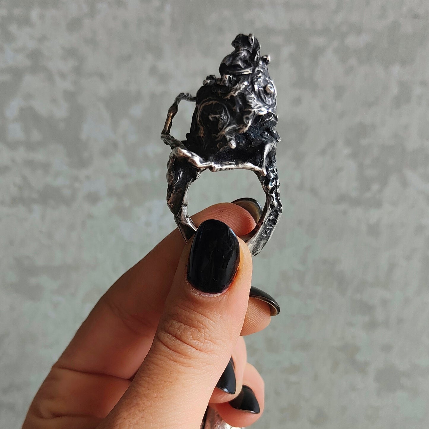 MARDUK SILVER RING