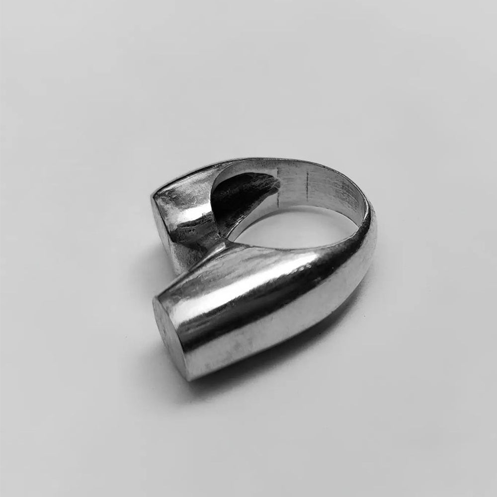 HIPS SILVER RING