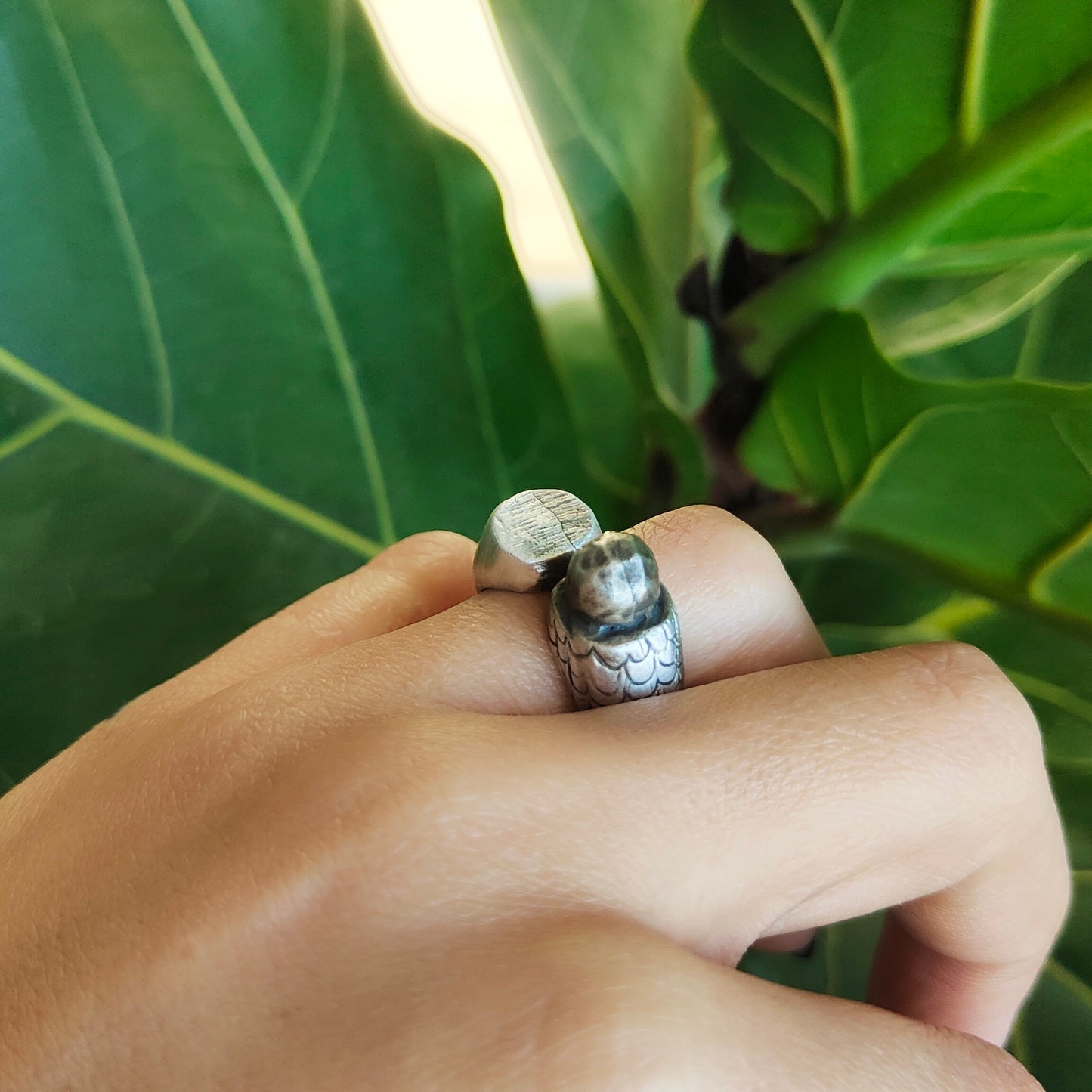 METAMORPHOSIS SILVER RING