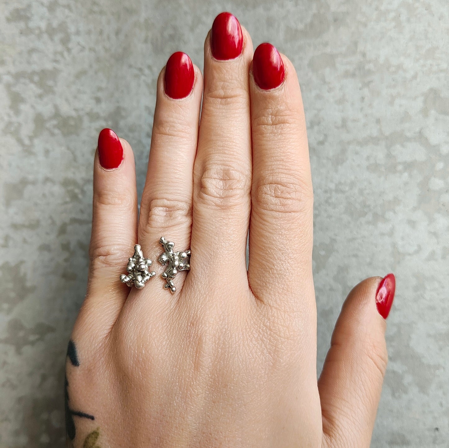 DEW BELT SILVER RING