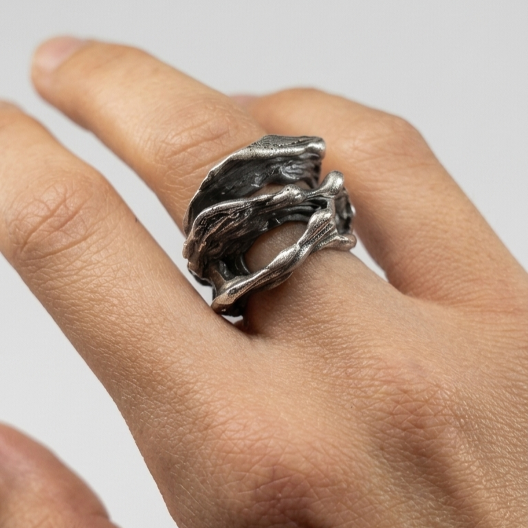 ONE-OFF SILVER PLATED RING 5