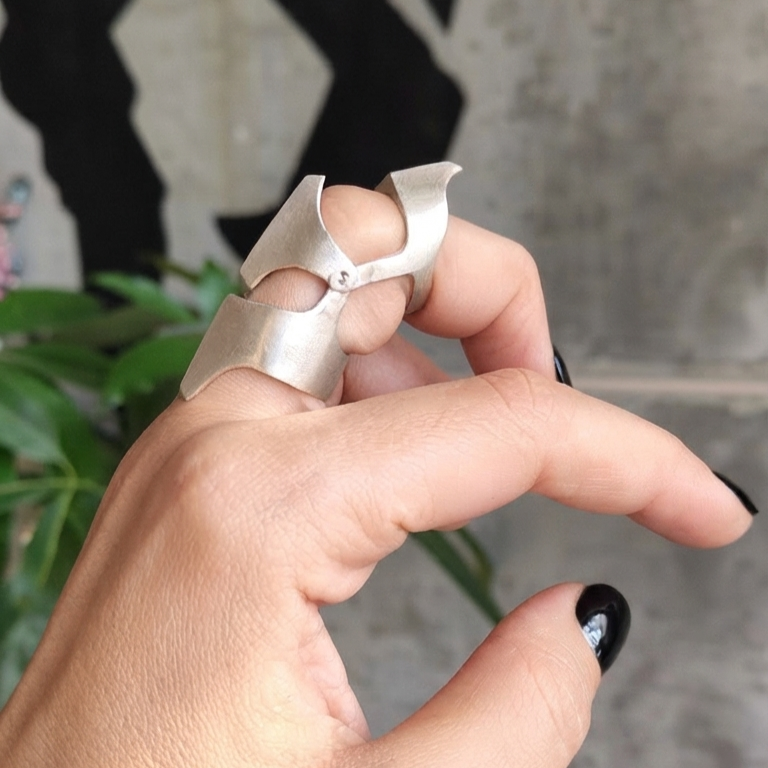 DRAGON SILVER RING