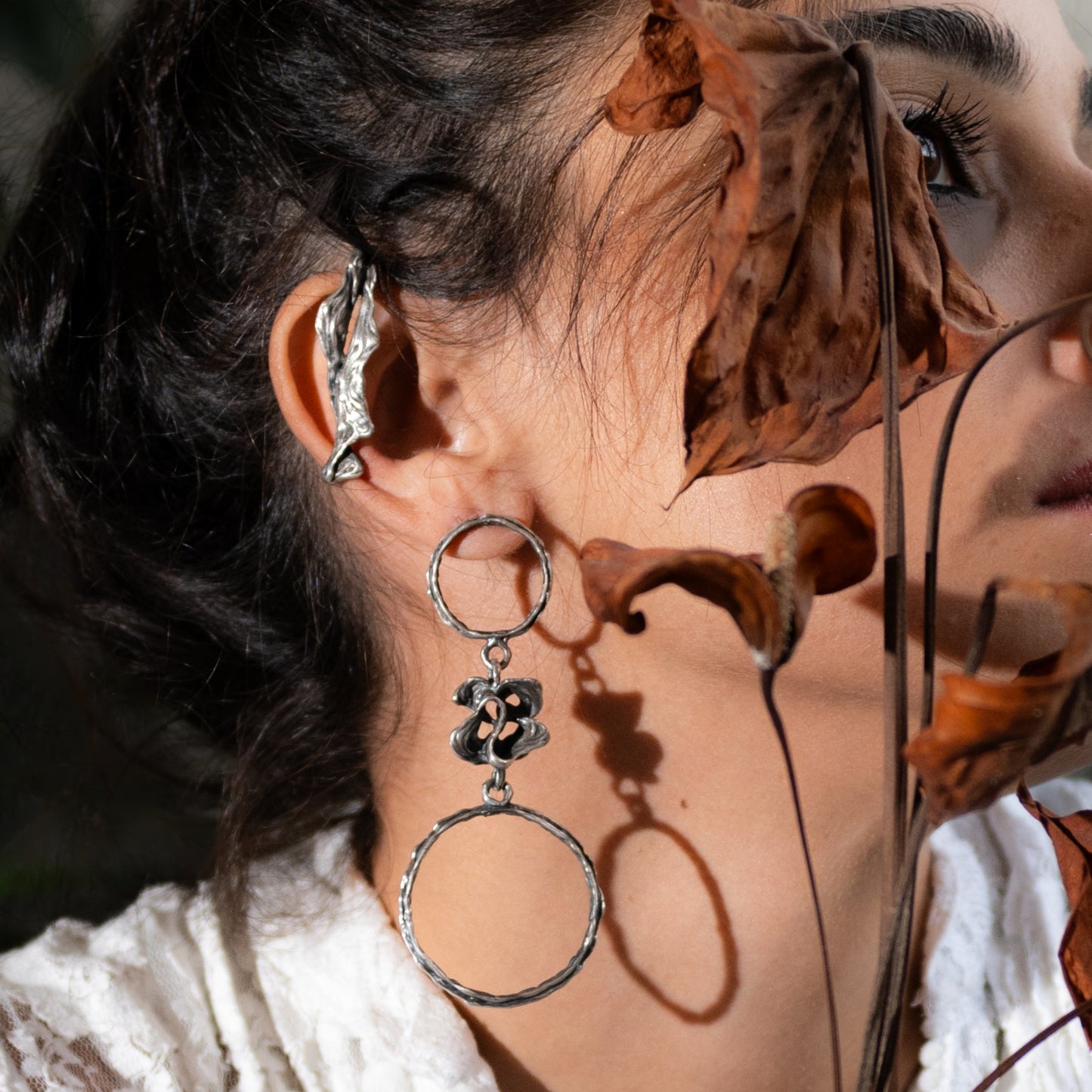 PISTIL SILVER EARRING