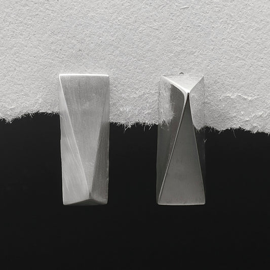 TABLETS SILVER EARRINGS