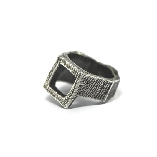 WINDOW SILVER RING