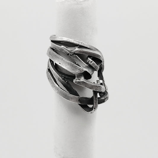 TANGLED SILVER RING