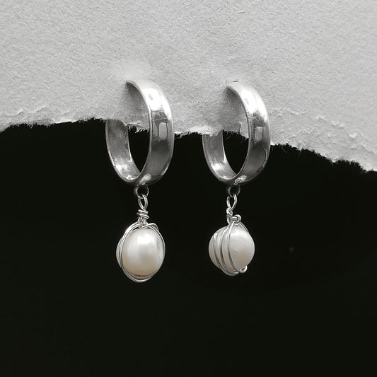 PEARL HOOP SILVER EARRINGS