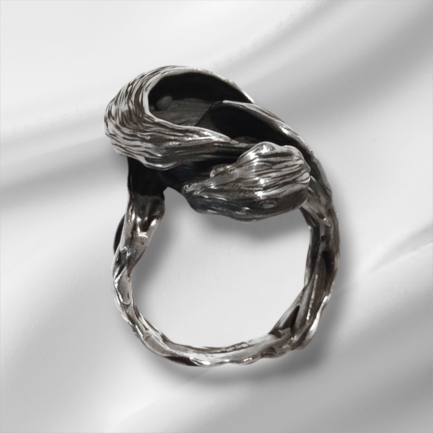 SCILLA SILVER RING