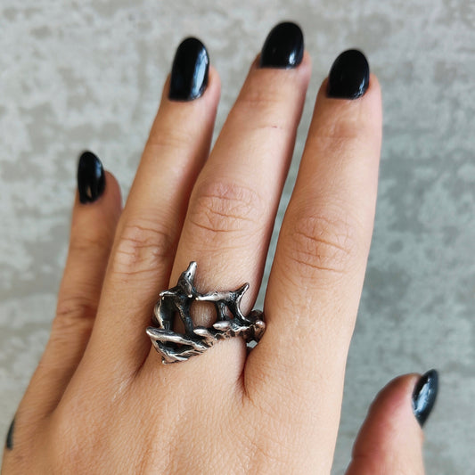 MYSTIC TREE SILVER RING