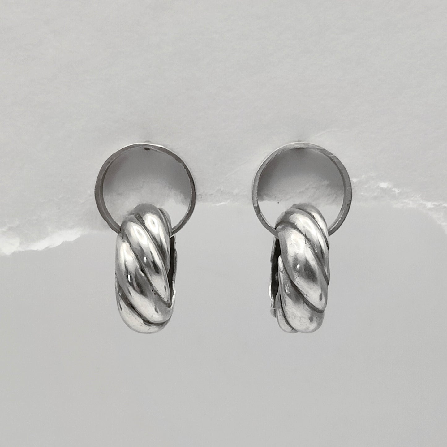 INTERTWINED SILVER EARRINGS