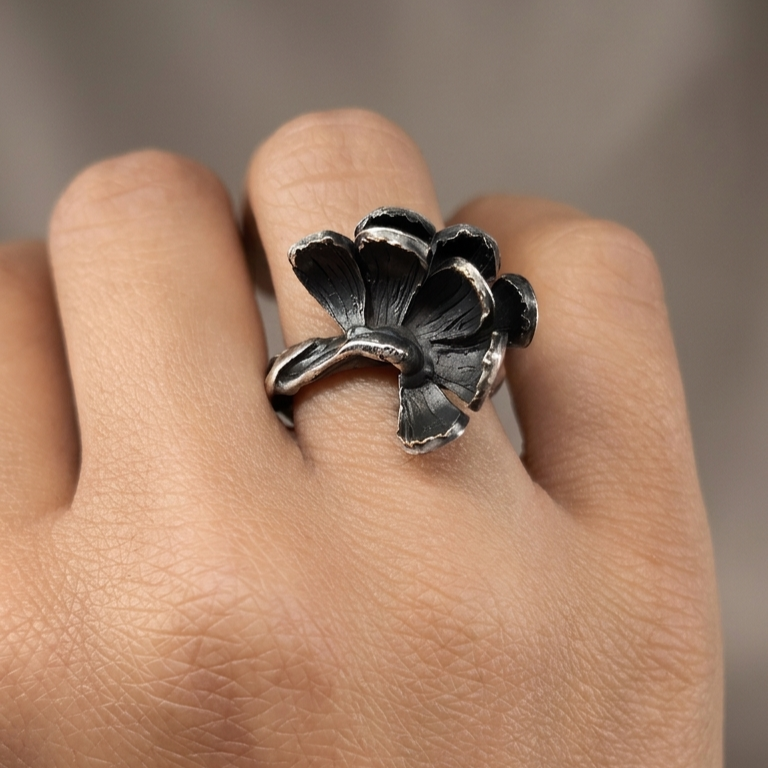 ONE-OFF SILVER PLATED RING 4