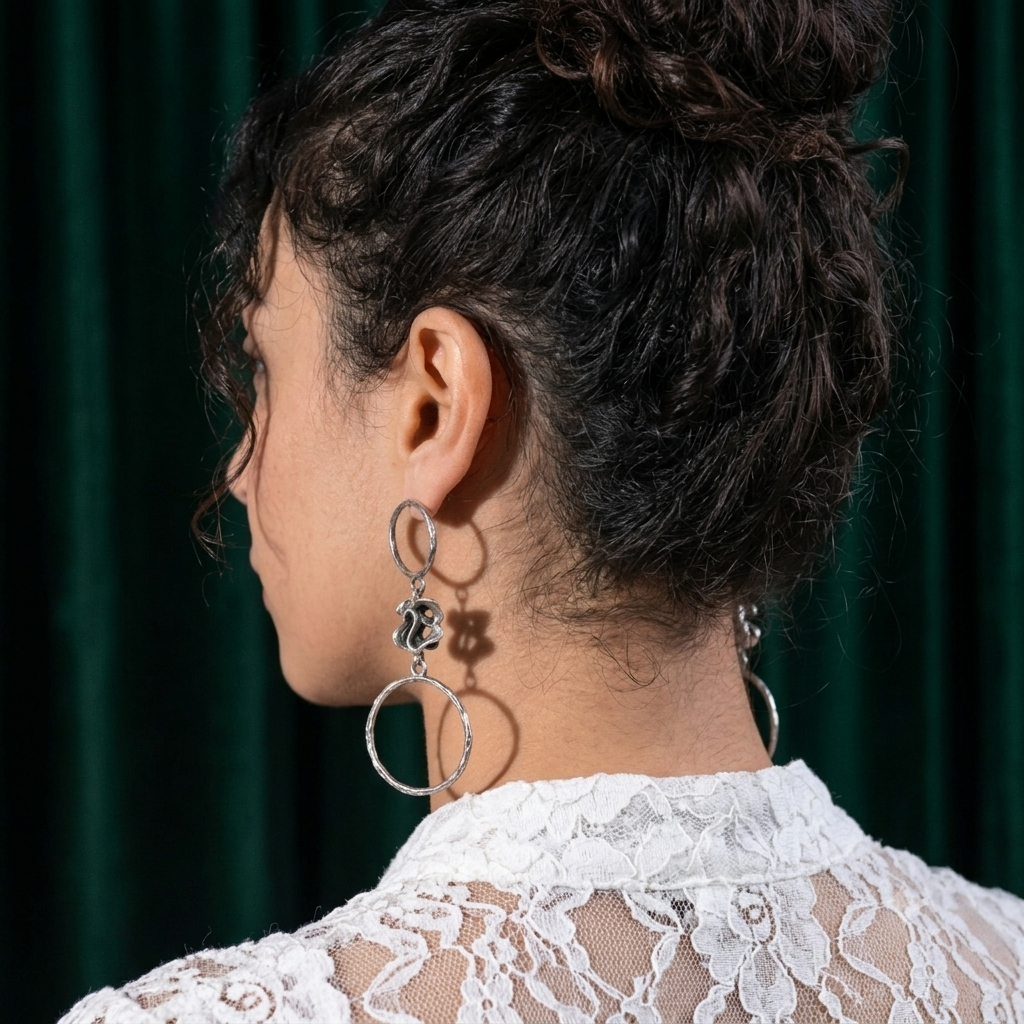 PISTIL SILVER EARRING