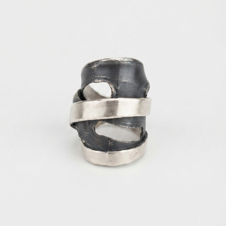 PERSONA SILVER RING