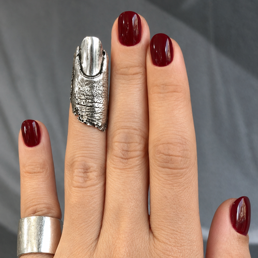 FINGER CAST SILVER RING