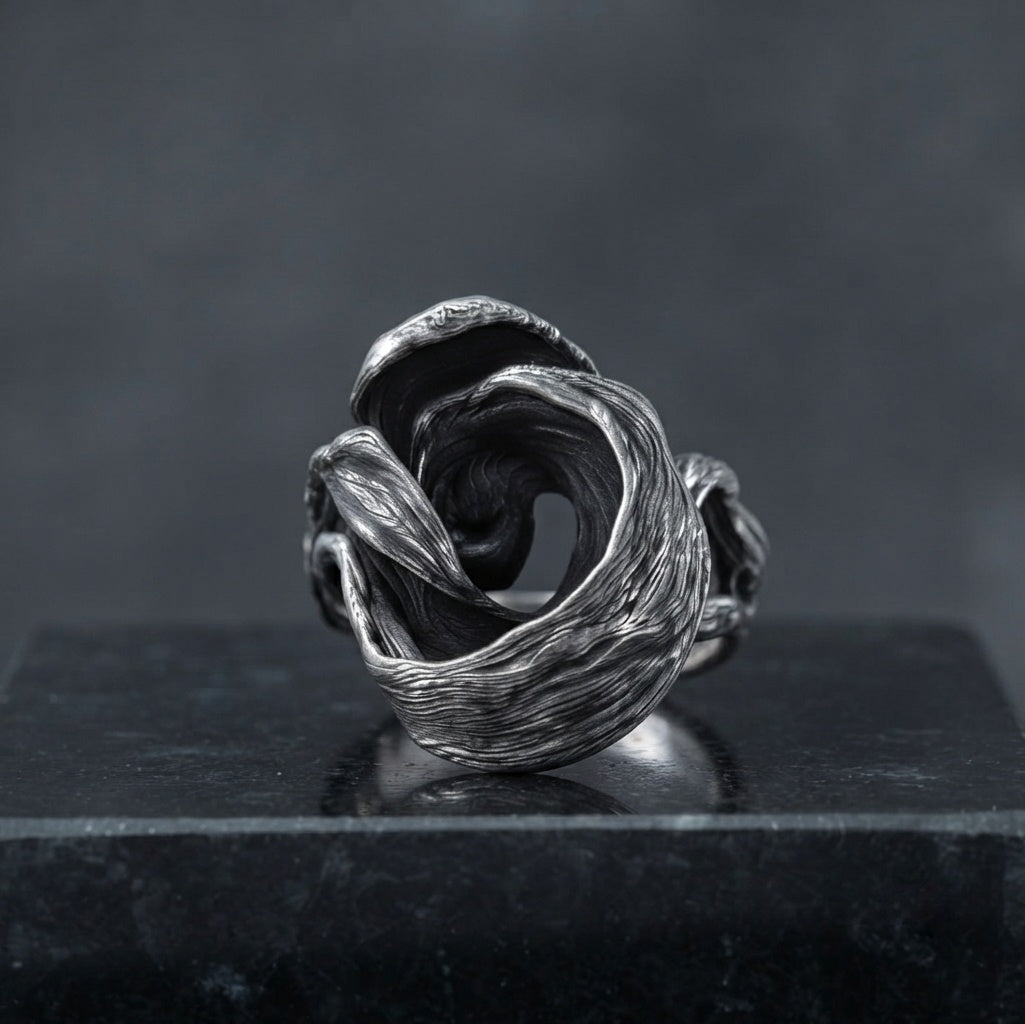 SCILLA SILVER RING