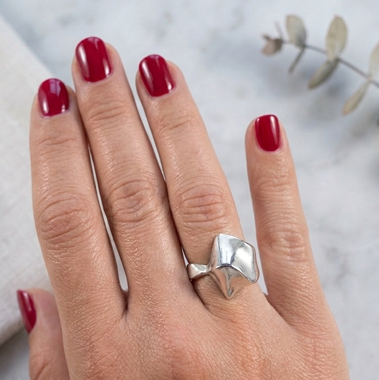 Manta Silver Ring